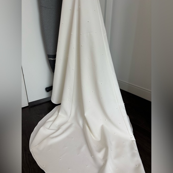 Sarah Seven Brontë - Picture 11 of 15